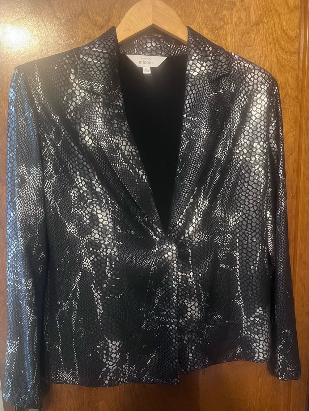 Exclusively Misook Black Metallic Snake-Print Blazer Jacket